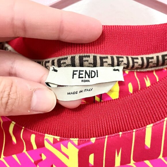 NWT Fendi Red Fendi Roma Amor T-Shirt Short Sleeve Colorful Size M - Picture 3 of 13